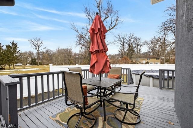 652 Harvard St, New Milford Boro, NJ 07646