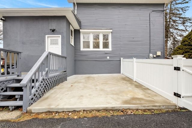 652 Harvard St, New Milford Boro, NJ 07646