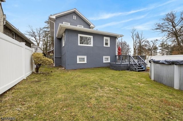 652 Harvard St, New Milford Boro, NJ 07646