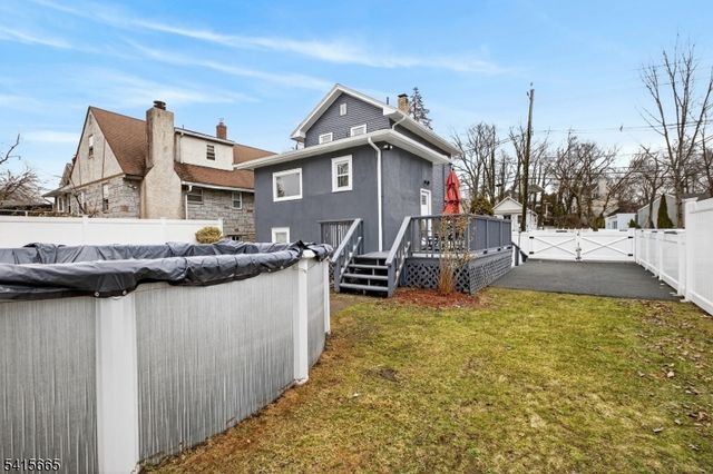 652 Harvard St, New Milford Boro, NJ 07646