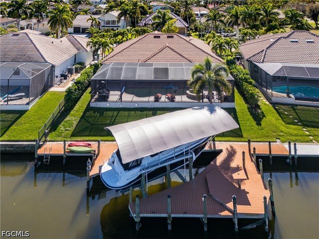 1525 SW 57th TER, Cape Coral, FL 33914