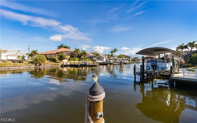 1525 SW 57th TER, Cape Coral, FL 33914