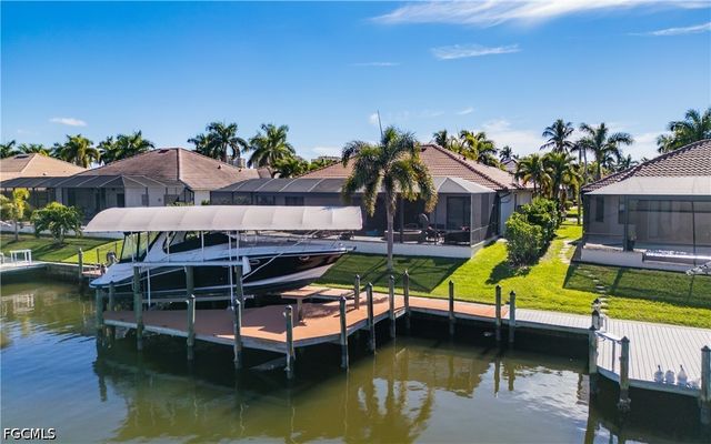 1525 SW 57th TER, Cape Coral, FL 33914