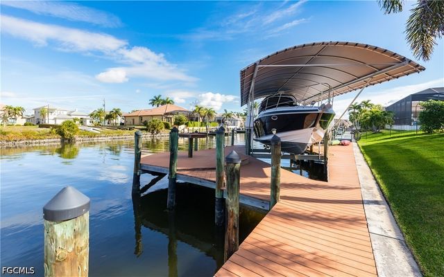 1525 SW 57th TER, Cape Coral, FL 33914