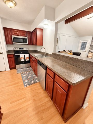 2704 Ridge Road N, Fort Worth, TX 76133