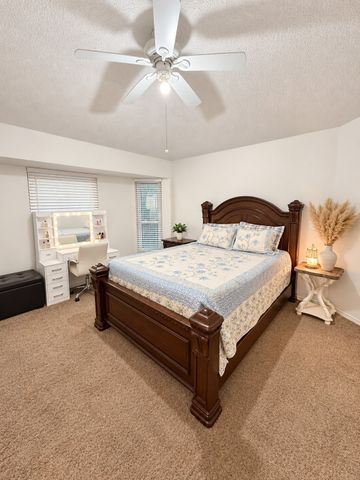 2704 Ridge Road N, Fort Worth, TX 76133
