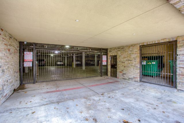2800 Sandage Avenue 108, Fort Worth, TX 76109