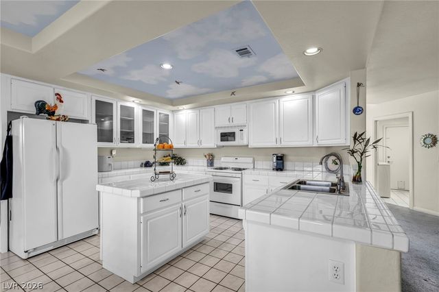 9511 Coral Bell Court, Las Vegas, NV 89123