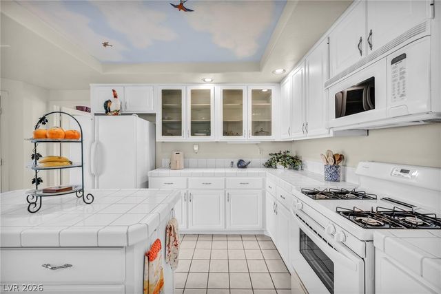9511 Coral Bell Court, Las Vegas, NV 89123