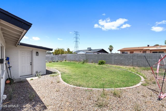 2958 E CONTESSA Street, Mesa, AZ 85213