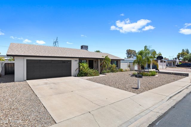 2958 E CONTESSA Street, Mesa, AZ 85213