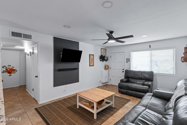 2958 E CONTESSA Street, Mesa, AZ 85213