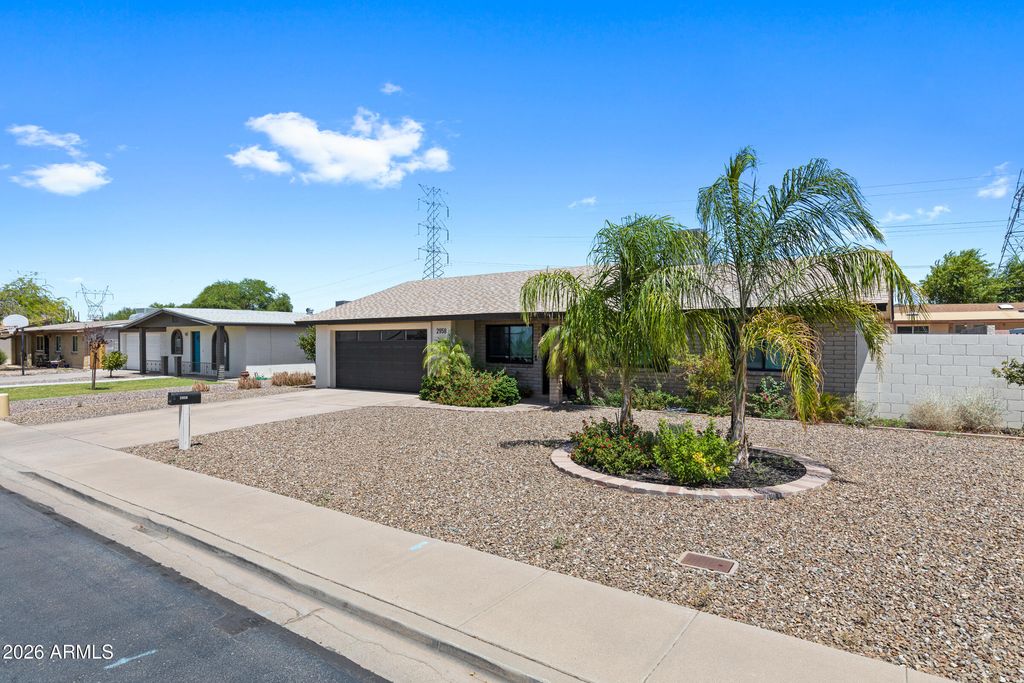 2958 E CONTESSA Street, Mesa, AZ 85213 — photo 2