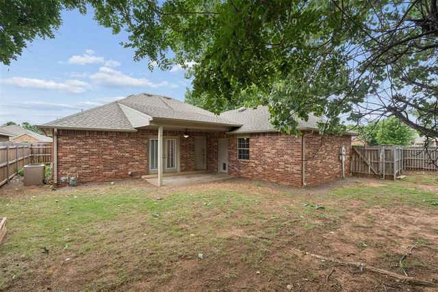 1771 Olde School Point, Edmond, OK 73012