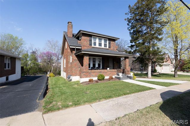 9513 Sappington Road, St Louis, MO 63126
