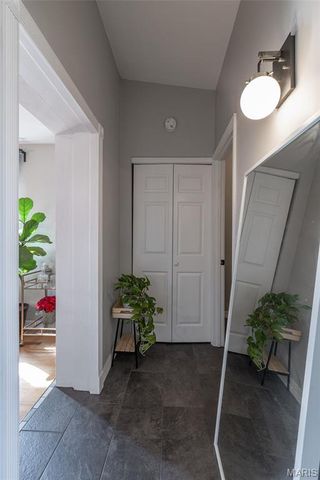 9513 Sappington Road, St Louis, MO 63126