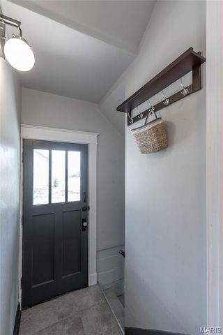 9513 Sappington Road, St Louis, MO 63126