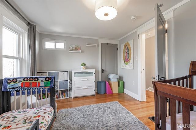 9513 Sappington Road, St Louis, MO 63126