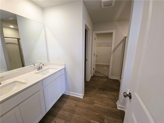5539 Rosehall Place, Atlanta, GA 30349