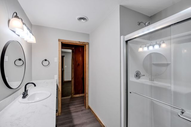 5940 Hassells Creek Ln, Lyles, TN 37098