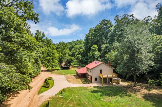 5940 Hassells Creek Ln, Lyles, TN 37098