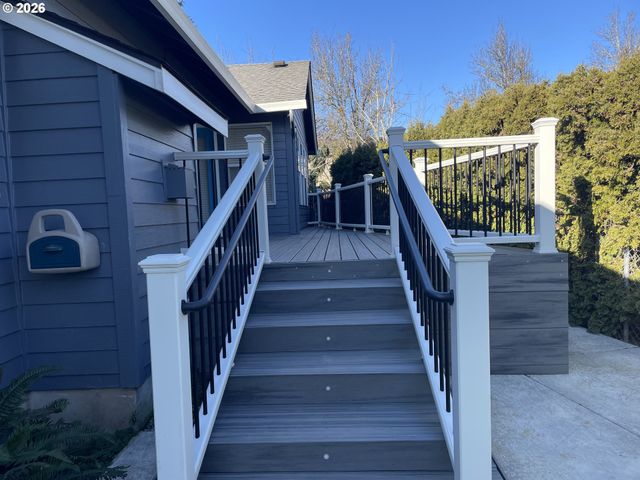 1843 Nw 29TH Cir, Camas, WA 98607