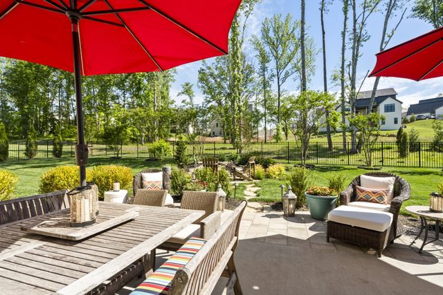 4712 Majestic Meadows Dr, Arrington, TN 37014