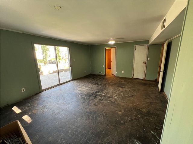 3318 Shady Oak Drive, Atlanta, GA 30340