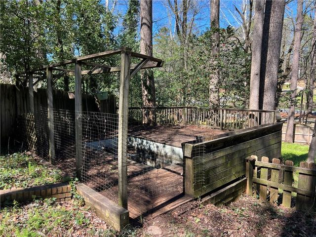 3318 Shady Oak Drive, Atlanta, GA 30340