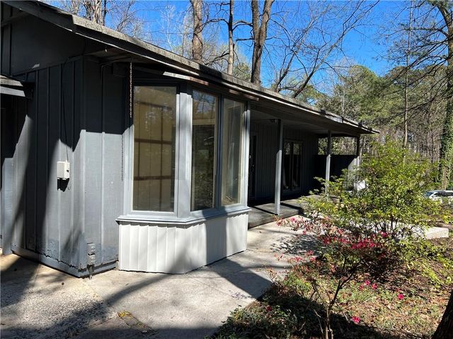 3318 Shady Oak Drive, Atlanta, GA 30340