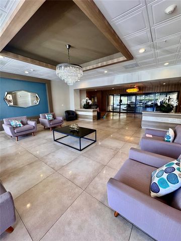 3731 N Country Club Dr 229, Aventura, FL 33180