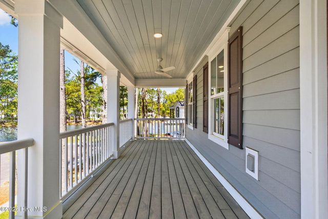 9179 Devaun Park Boulevard, Calabash, NC 28467