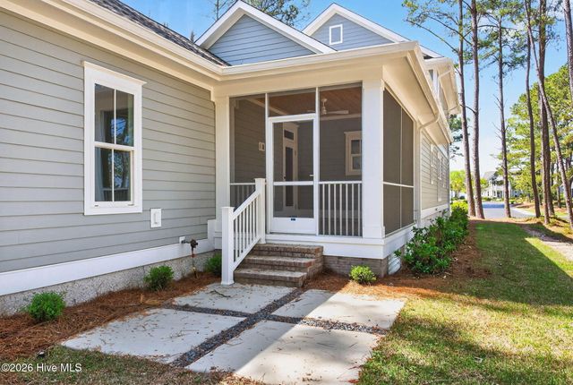 9179 Devaun Park Boulevard, Calabash, NC 28467