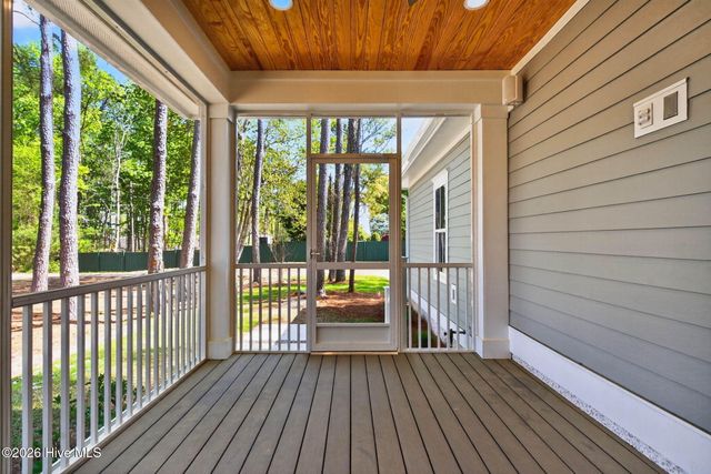 9179 Devaun Park Boulevard, Calabash, NC 28467