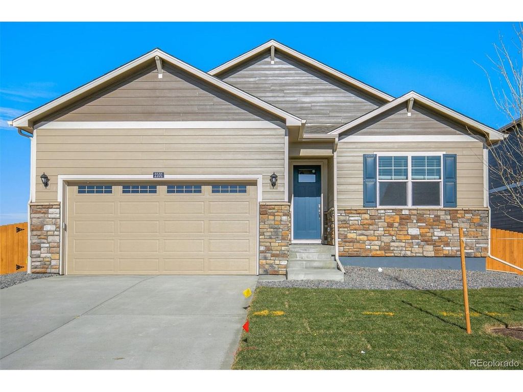 799 N Deer Park St, Watkins, CO 80137