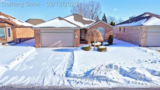 46536 Red River Drive, Macomb, MI 48044