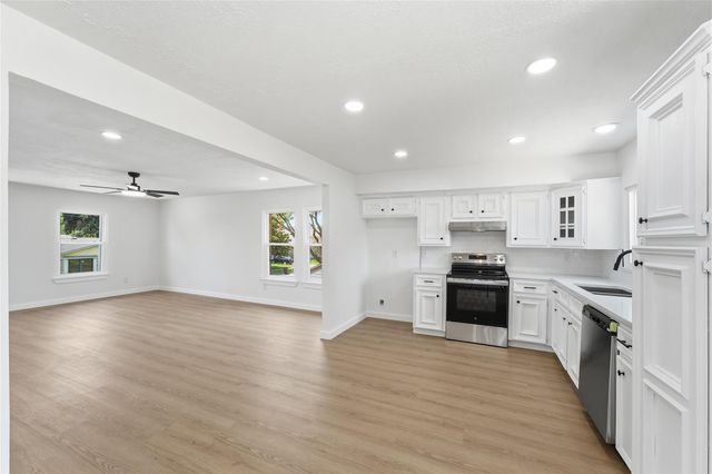 11330 Raven View Drive, Houston, TX 77067