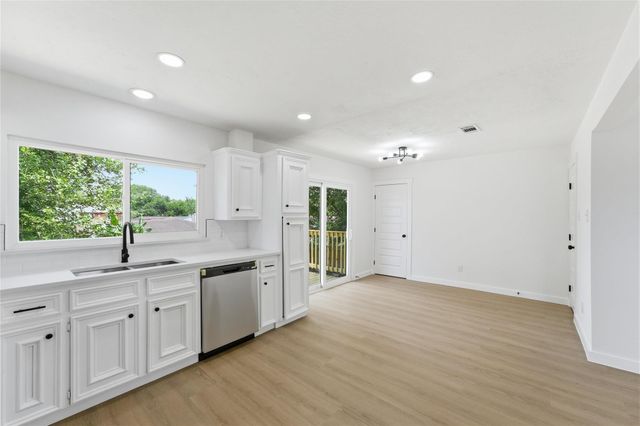 11330 Raven View Drive, Houston, TX 77067