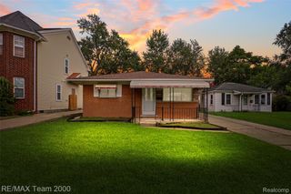 5403 Katherine Street, Dearborn Heights, MI 48125