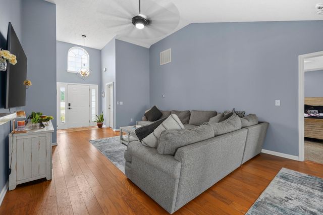 452 Warren Springs Dr., Conway, SC 29527