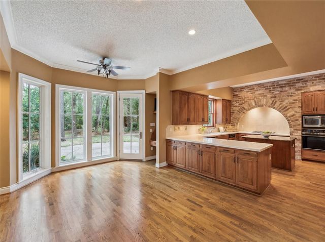 11405 Memorial Circle, Piney Point Village, TX 77024