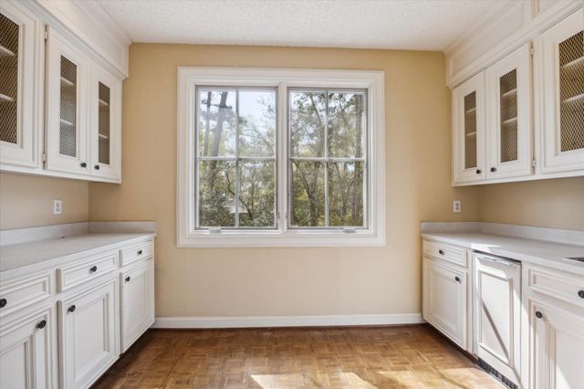 11405 Memorial Circle, Piney Point Village, TX 77024