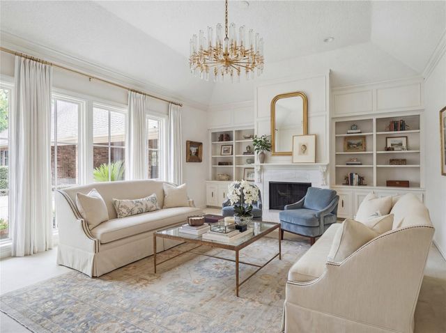 11405 Memorial Circle, Piney Point Village, TX 77024