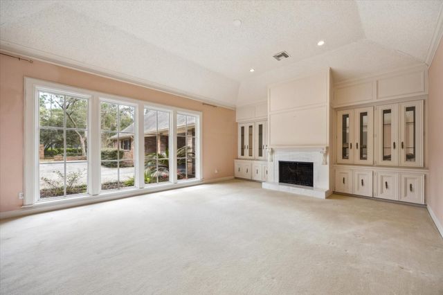 11405 Memorial Circle, Piney Point Village, TX 77024