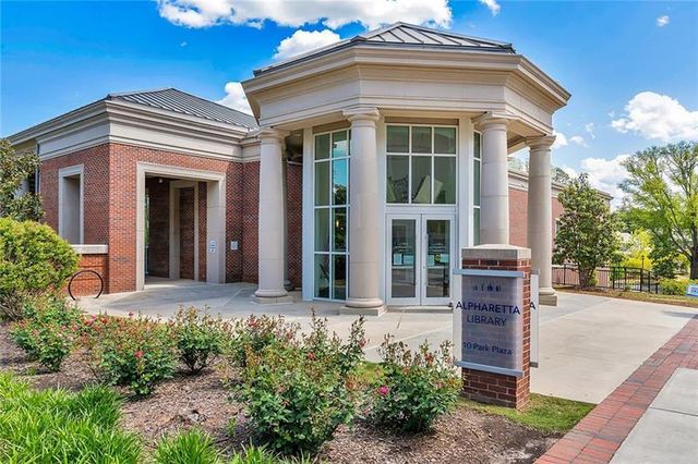 895 Crabapple Hill, Milton, GA 30004