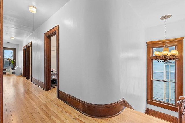 510 S VAN BUREN STREET, Green Bay, WI 54301