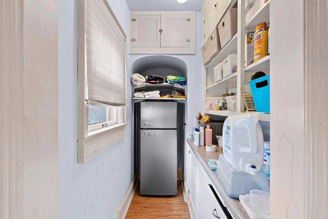 510 S VAN BUREN STREET, Green Bay, WI 54301