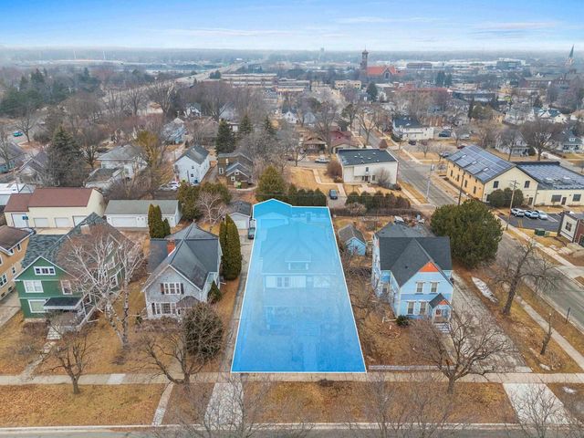 510 S VAN BUREN STREET, Green Bay, WI 54301