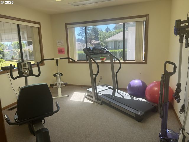 801 BROOKHAVEN Dr A, Brookings, OR 97415