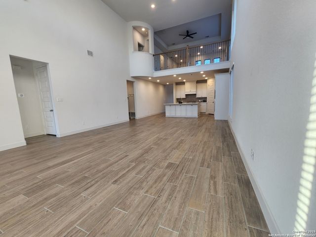 12510 Thrall, San Antonio, TX 78253